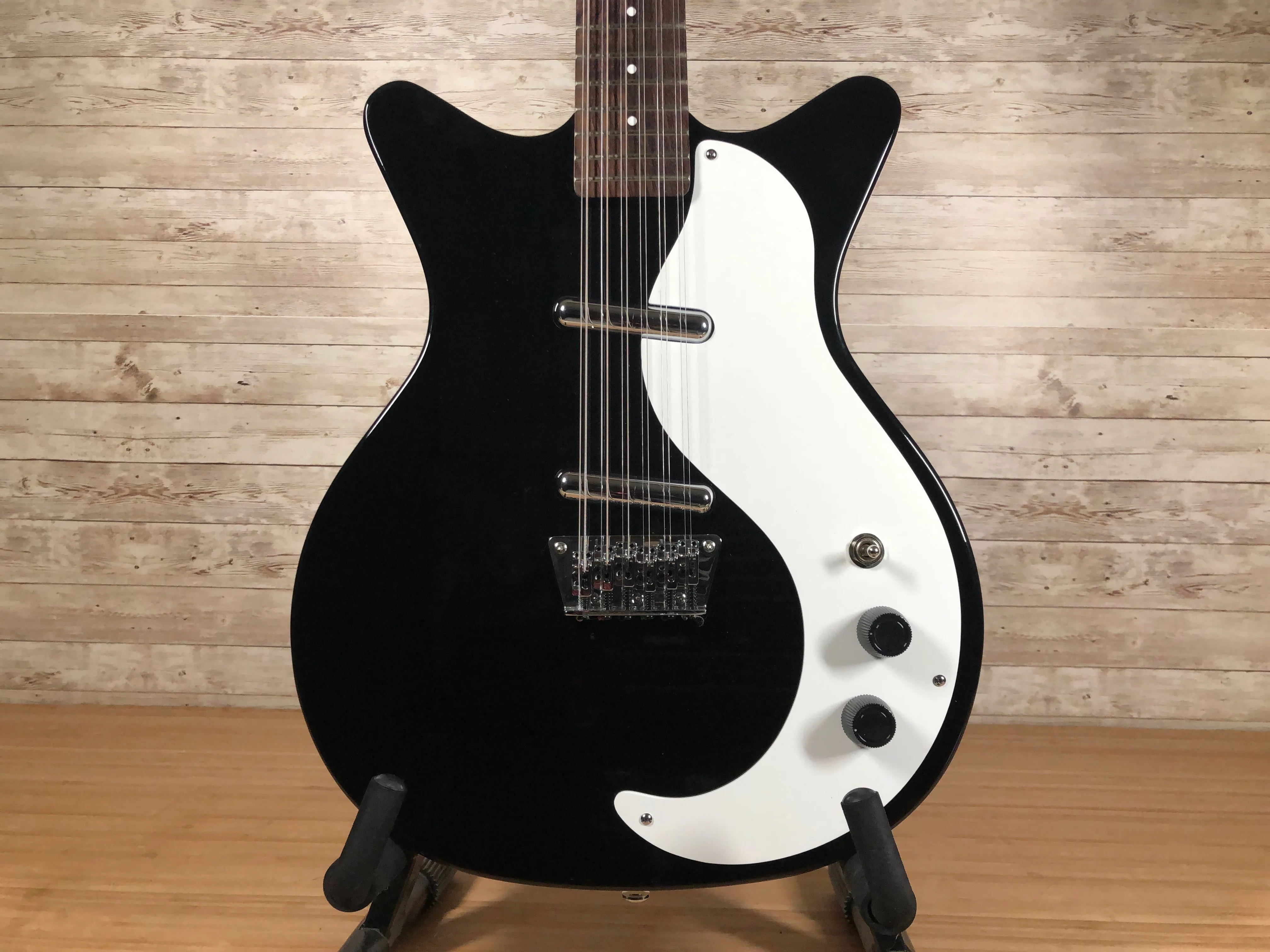 Danelectro D59 12-String