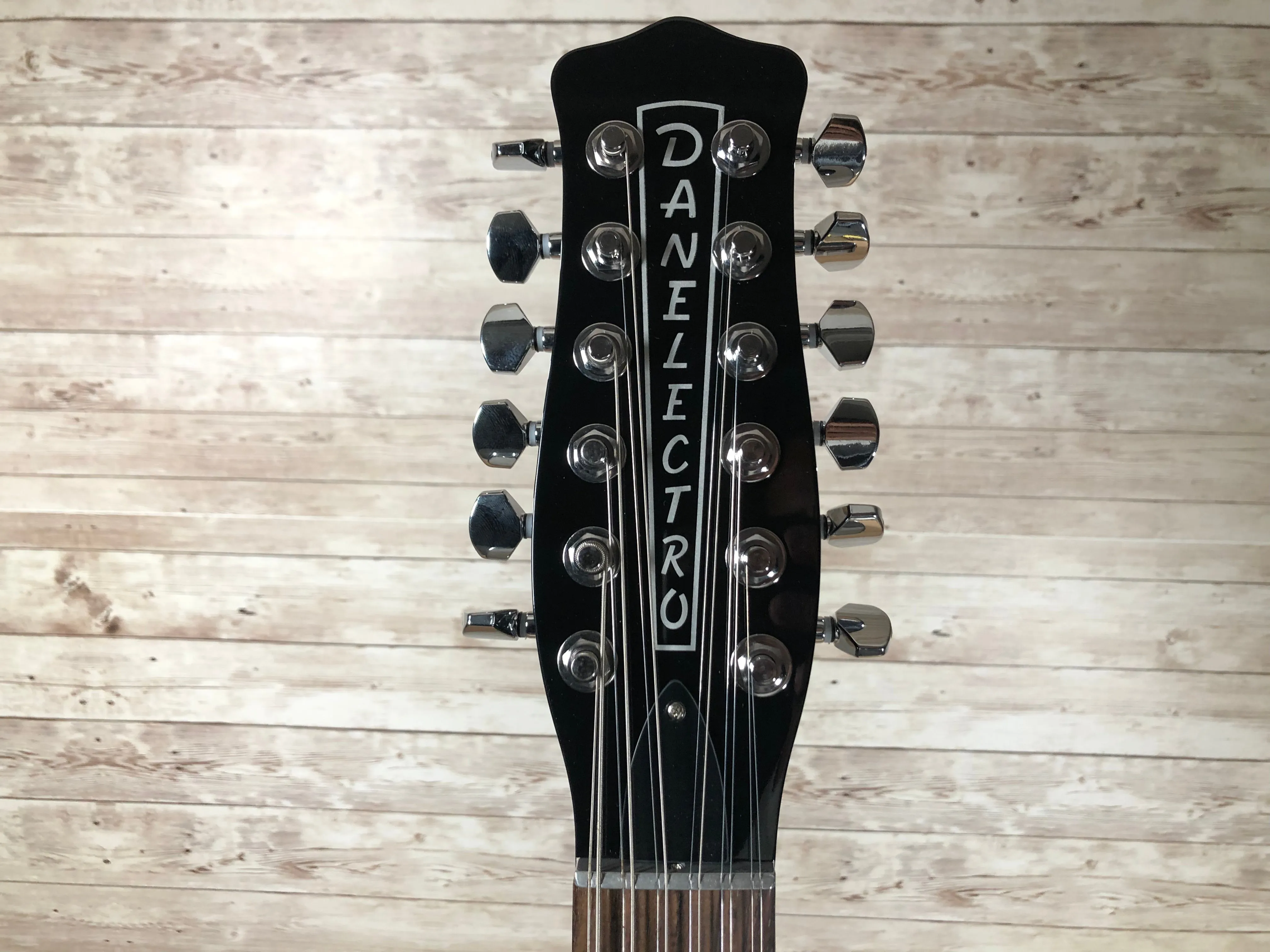 Danelectro D59 12-String
