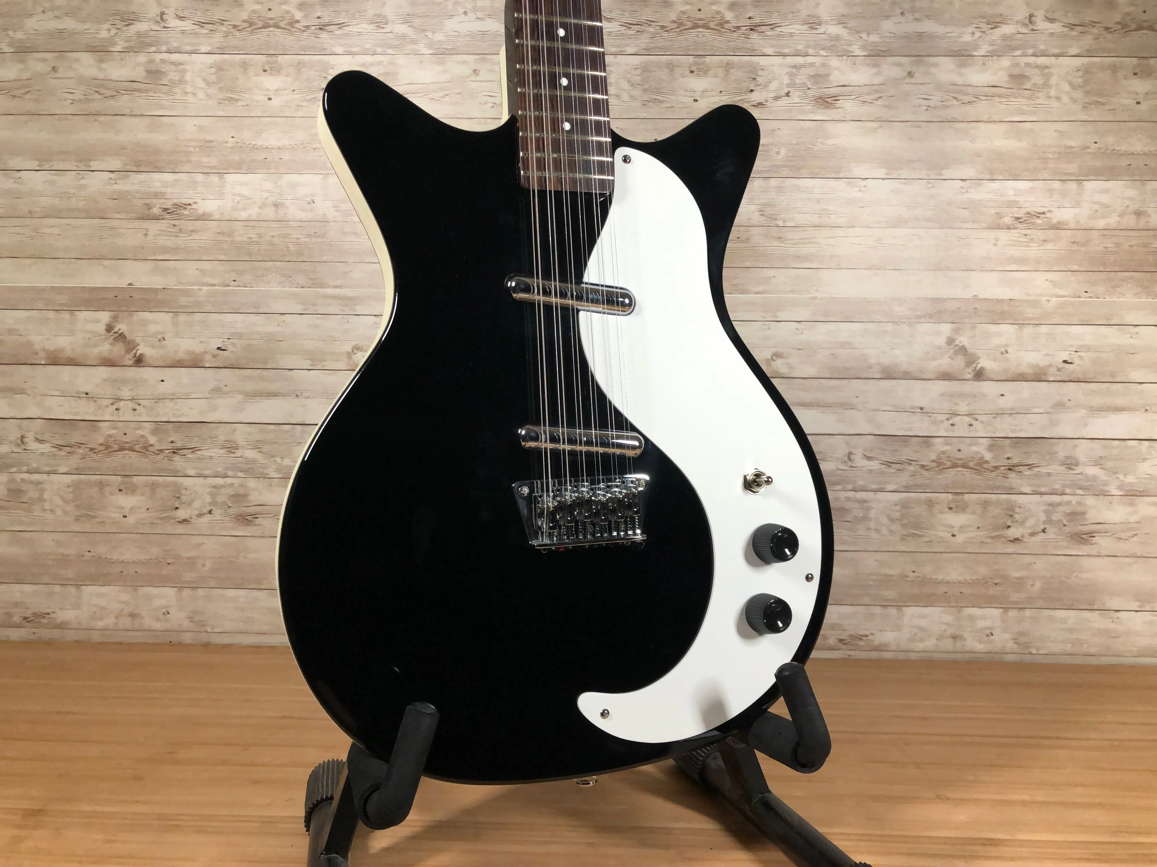 Danelectro D59 12-String