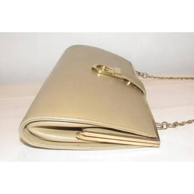 Gucci W Two Way Purse Logo And Chain Strap Camel Leathergold G Accent Clutch