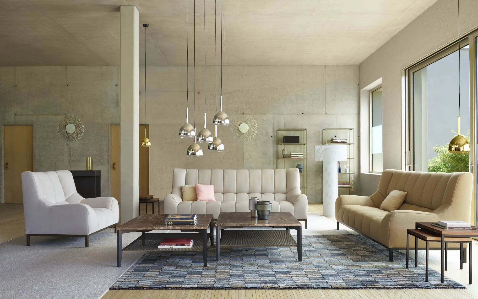 Inamma Low Table