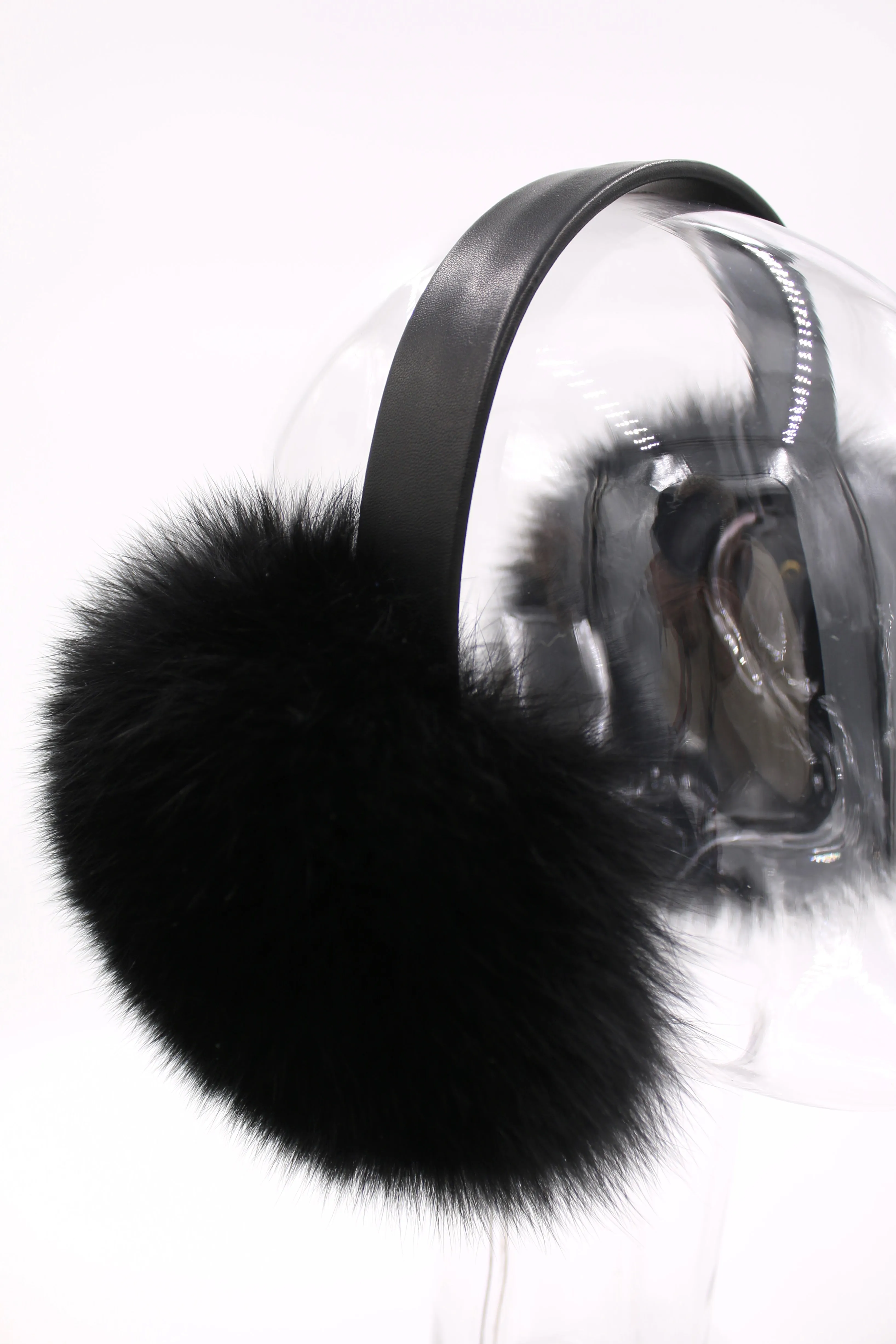 Noir Earmuffs