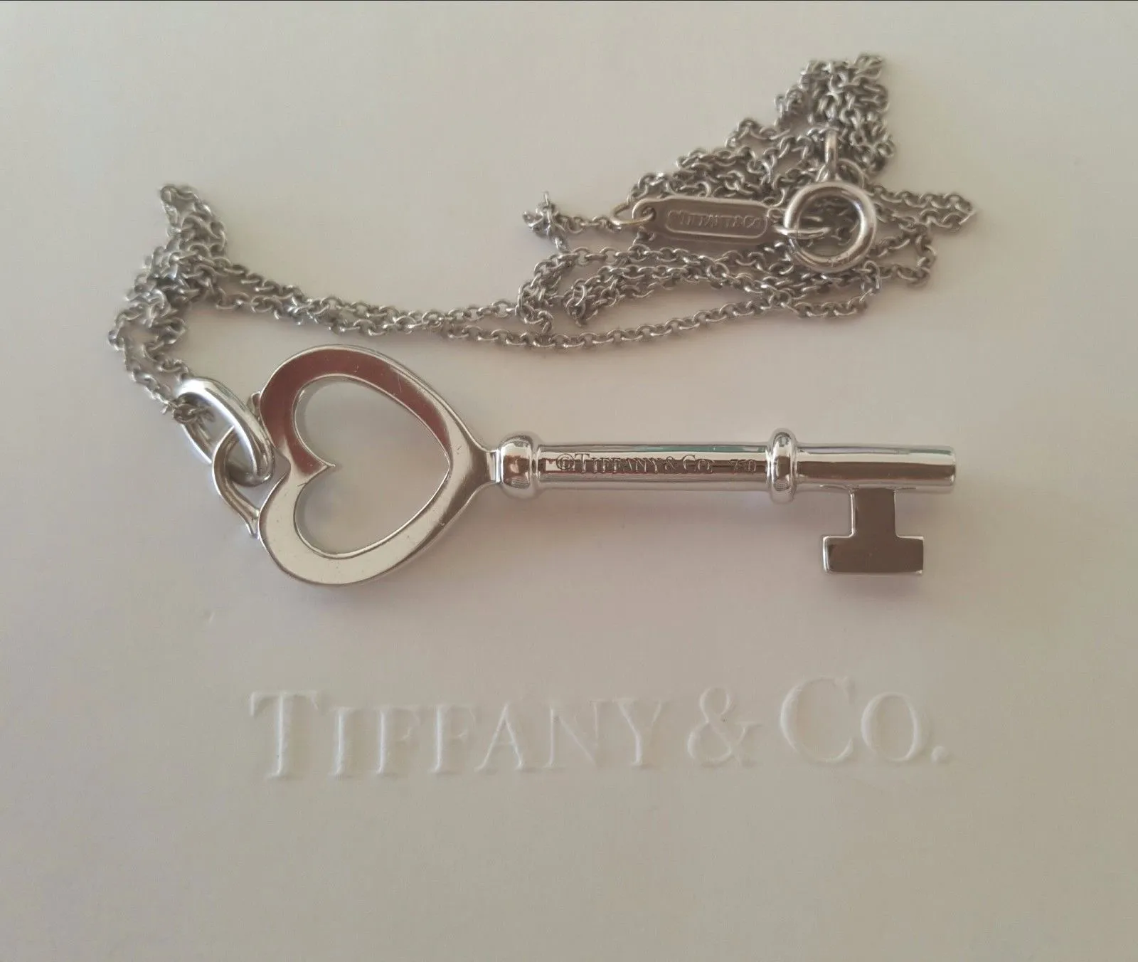 Tiffany & Co. Medium Diamond Heart Key Pendant/Necklace 18ct White Gold $4215